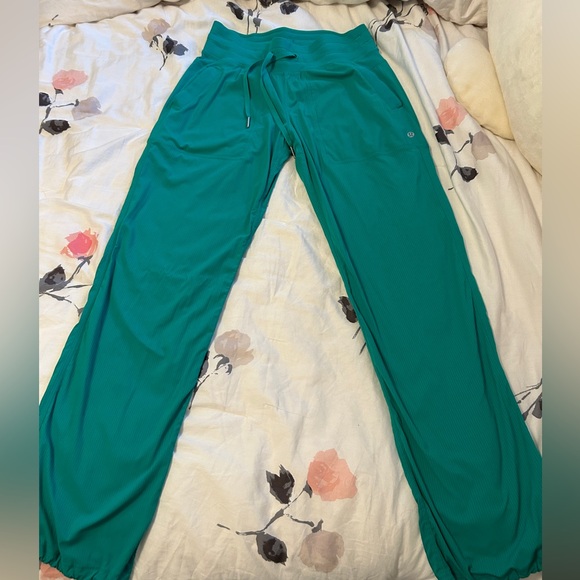 Lululemon Dance Studio Mid Rise Pant - Picture 4 of 5